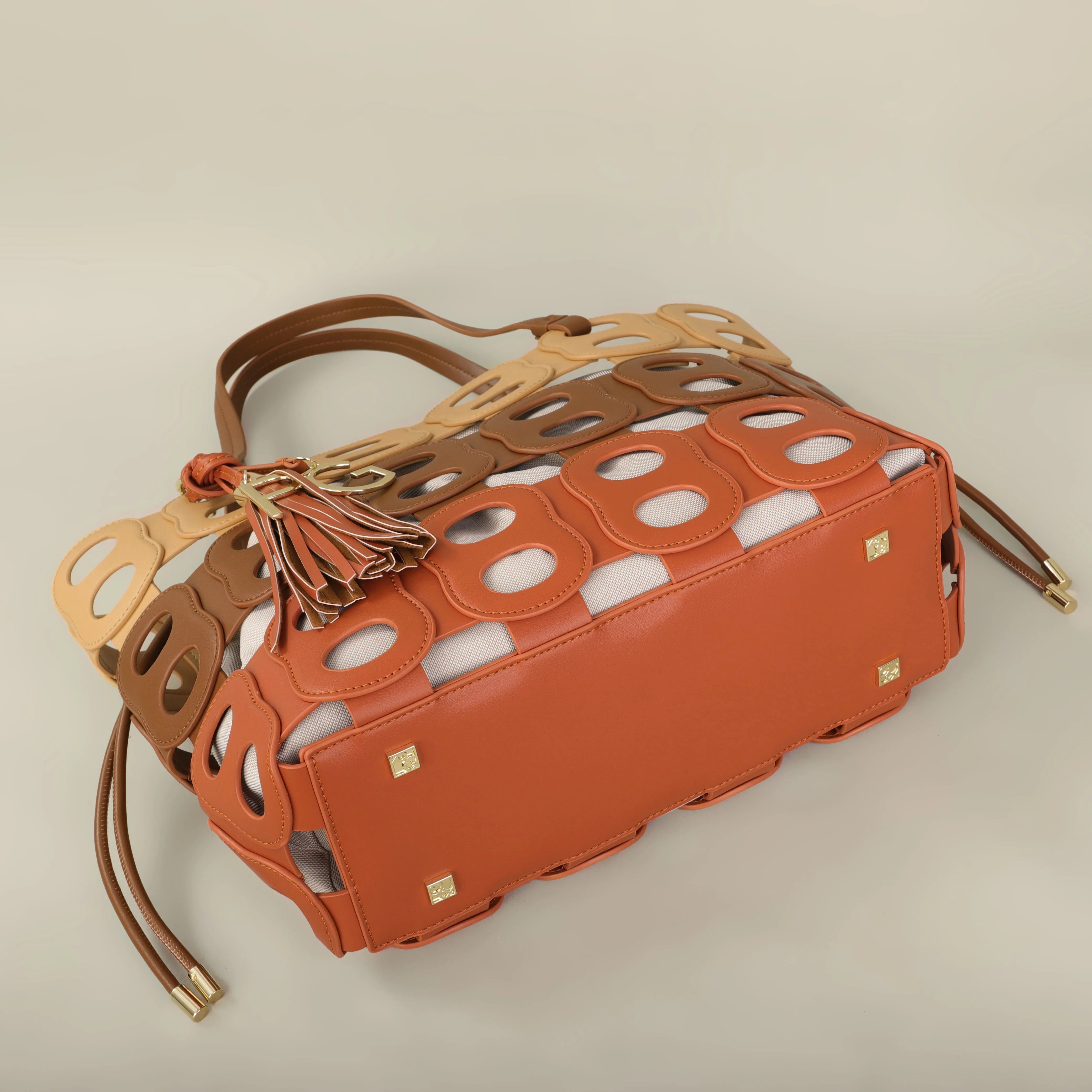 The Elara Shoulder Bag