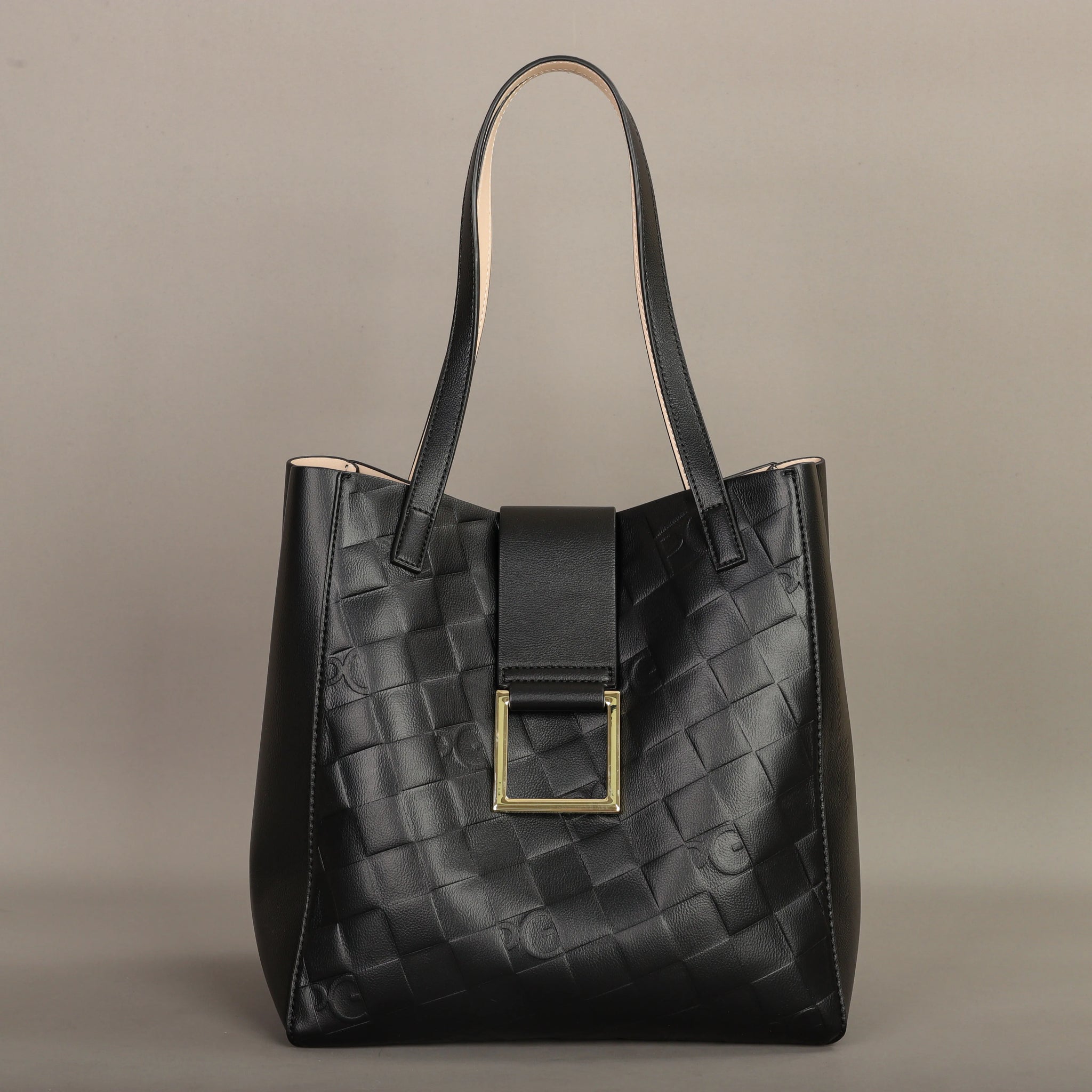 The Aria Shoulder Bag