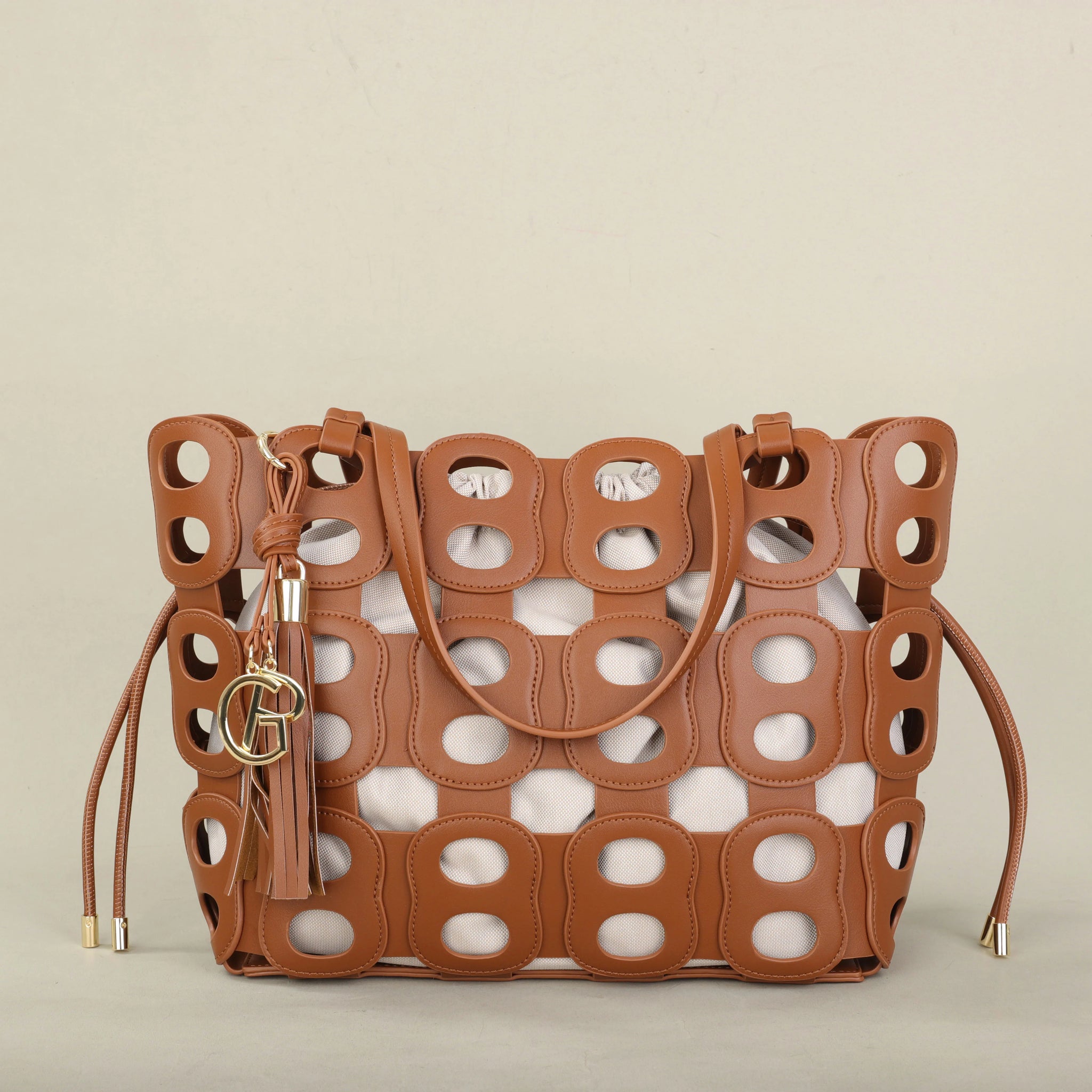 The Elara Shoulder Bag