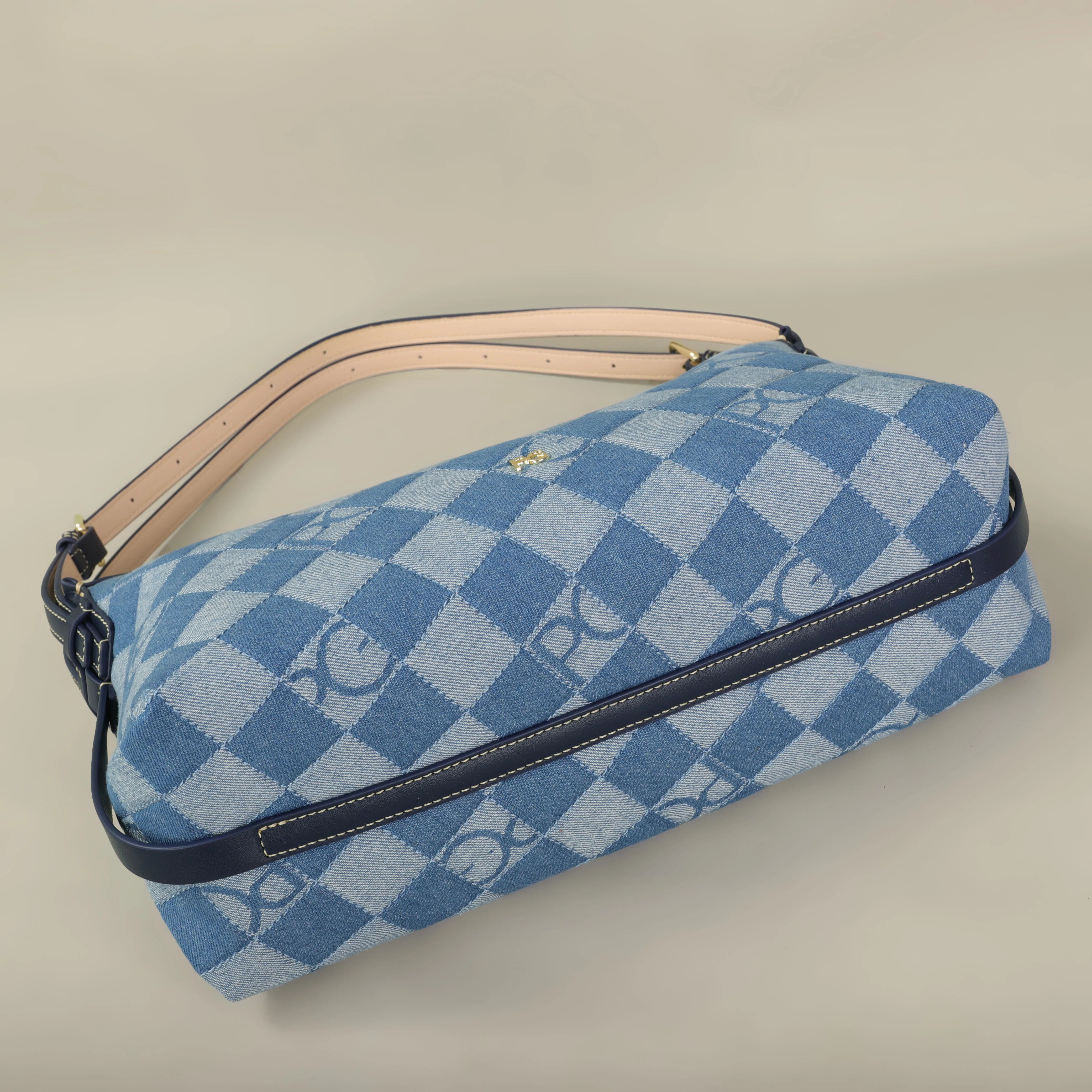 The Selina Crossbody