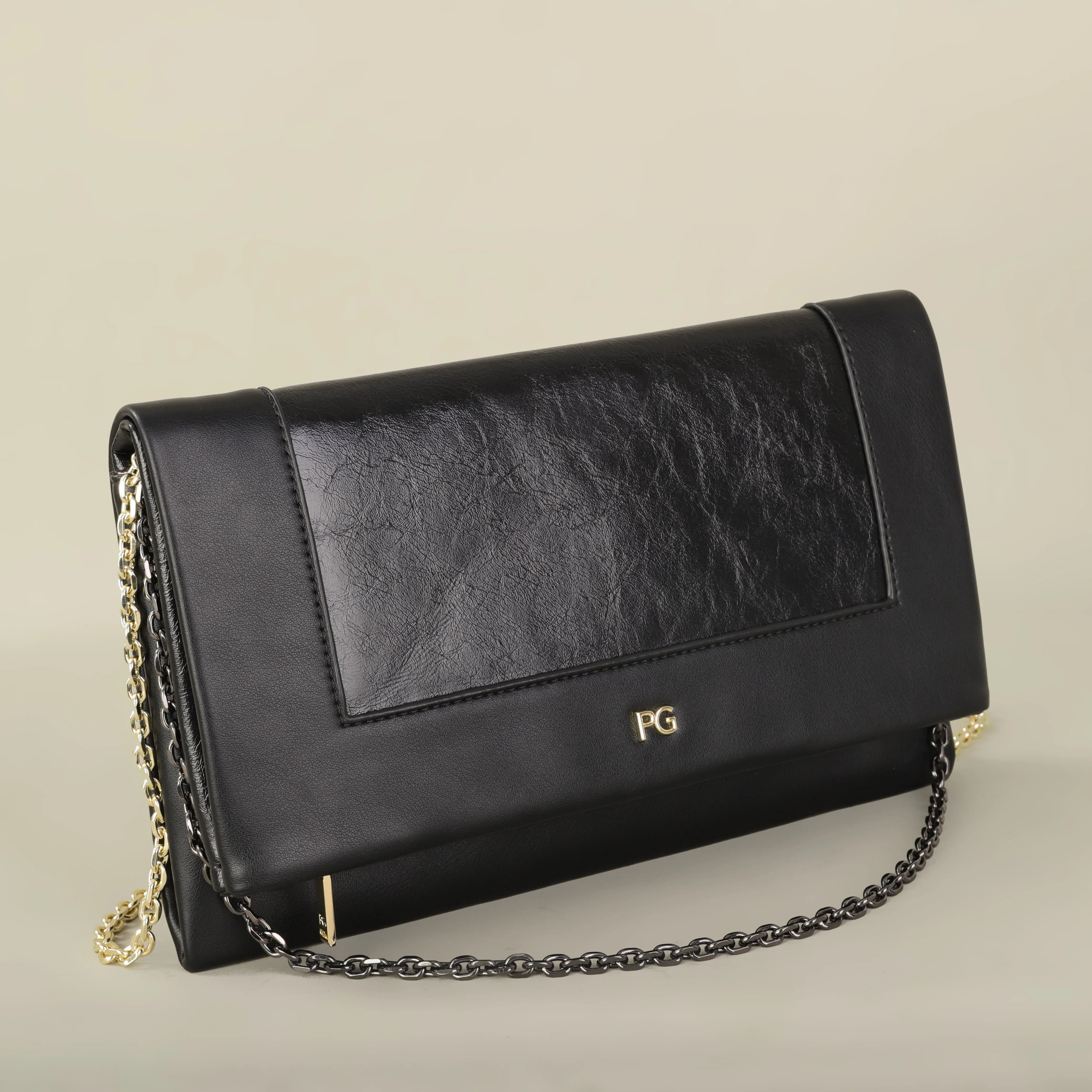 The Nysa Shoulder Bag