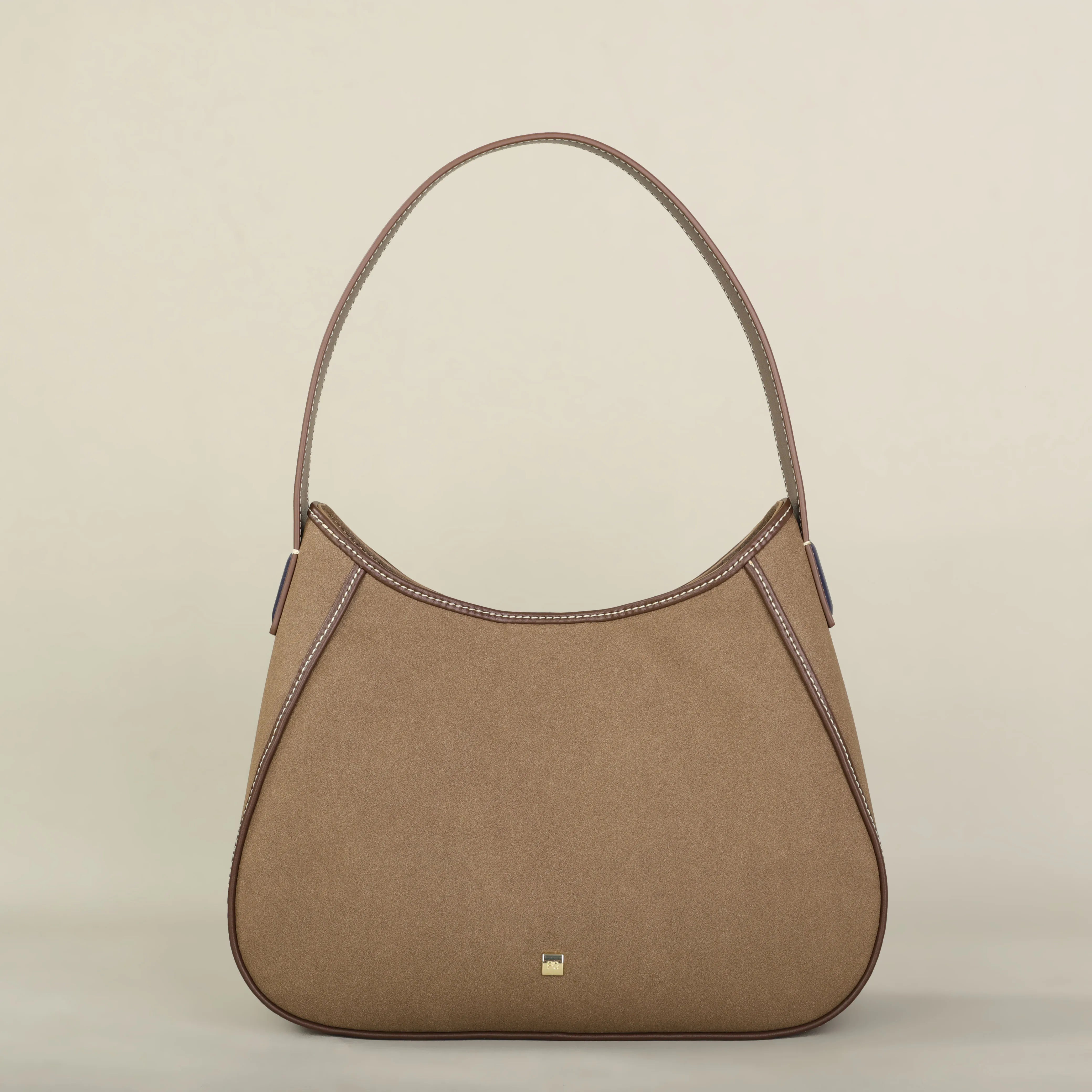 The Evora Crossbody